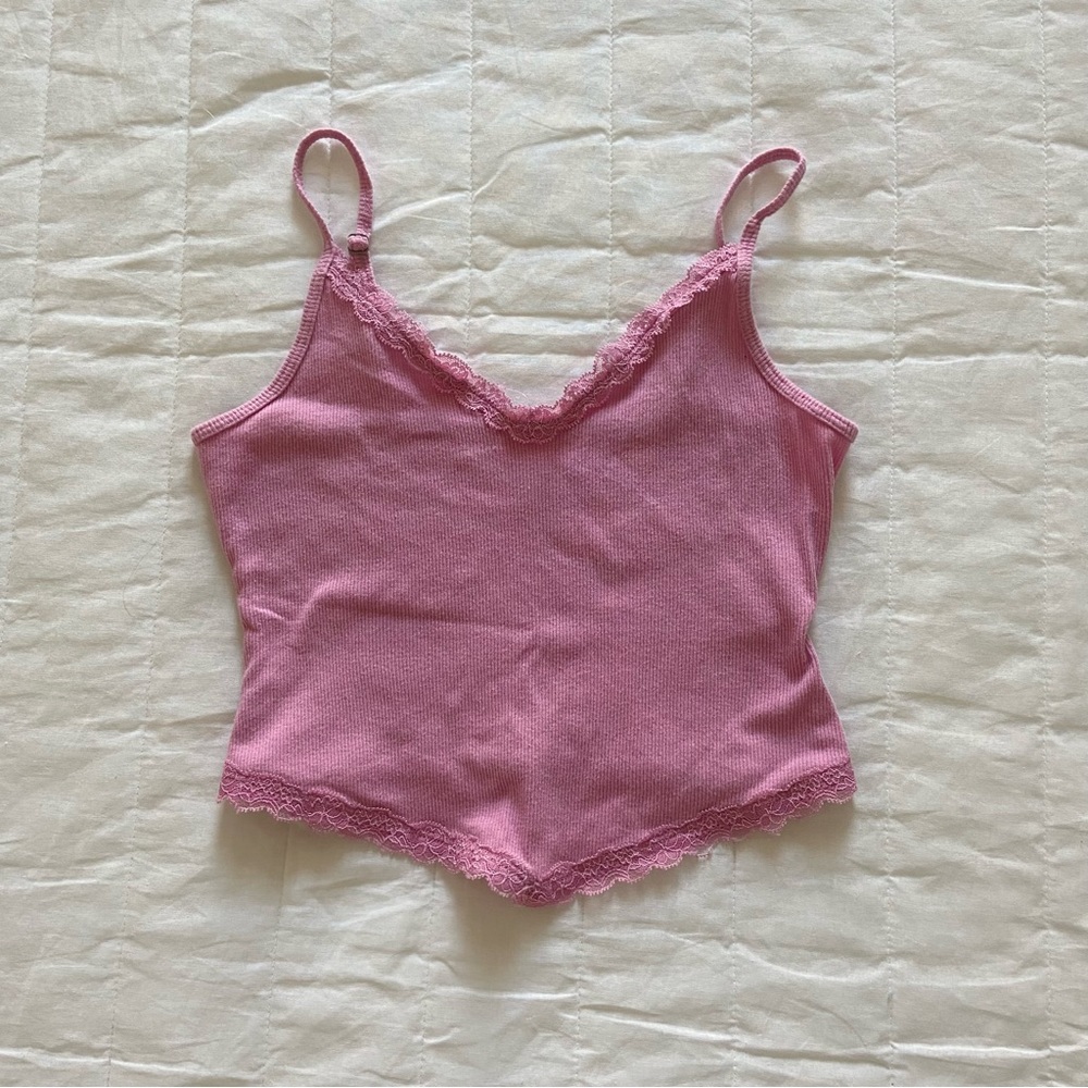 hollister lace cropped cami